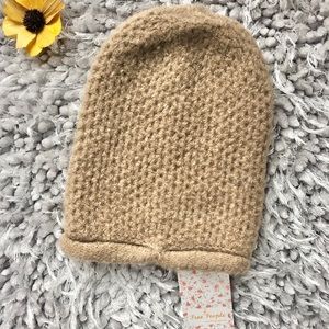 🆕New w/tag FREE PEOPLE DREAMLAND BEANIE HAT TAUPE